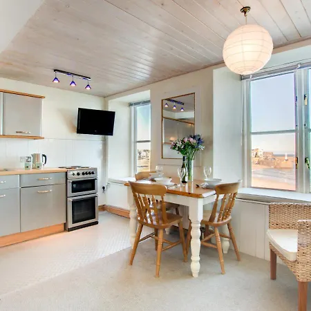 The Hut Crab Rock 1 Holiday home *